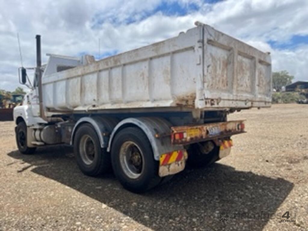 Buy Used Ford L8000 Tipper Trucks in CHARLTON, QLD