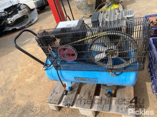 Eagle 2.5HP Portable Air Compressor Used & Untested,Serial No: 200 1 0