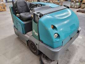 Tennant Sweeper S30 Industrial Rideon - picture0' - Click to enlarge