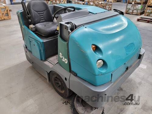 Tennant Sweeper S30 Industrial Rideon