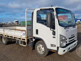 Isuzu NPR - picture0' - Click to enlarge