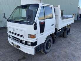 2002 Daihatsu Delta Tipper - picture0' - Click to enlarge