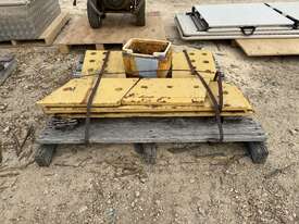 1 x Pallet of Cutting Edges - picture0' - Click to enlarge