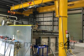 James Crane 500 KG motorized Jib Crane