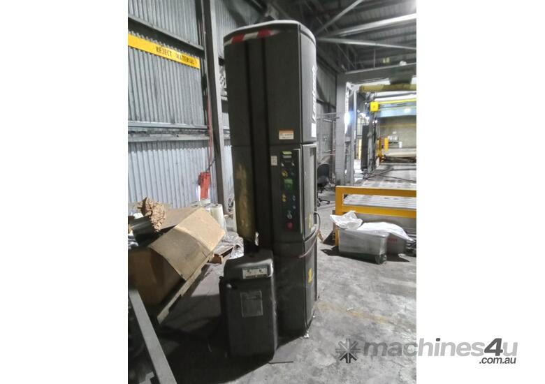 Used lantech Q300 Semi Automatic Pallet Wrapper in , Listed on Machines4u