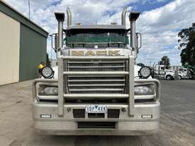 2014 Mack Superliner CLXT   6x4 Prime Mover - picture0' - Click to enlarge