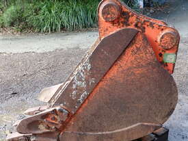 15-30 ton (80mm pin) 600mm TE Excavator GP Digging & Trenching Bucket - picture0' - Click to enlarge