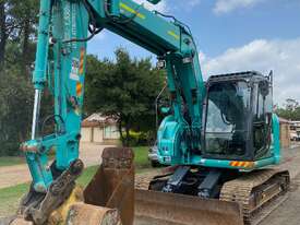 Kobelco SK135 Tracked-Excav Excavator - picture0' - Click to enlarge