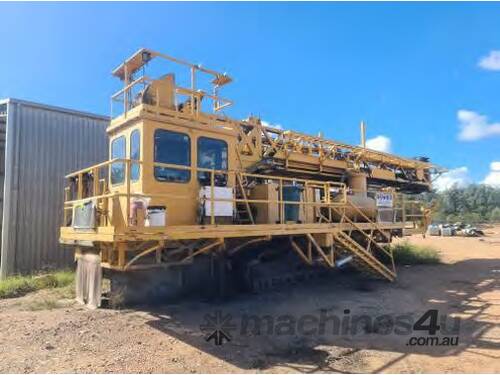 caption 2001 Caterpillar MD6420 SKS Rotary Blasthole Drill (AD280)