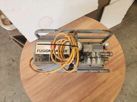 Dixon Fusionmaster Hydraulic Power Pack - picture2' - Click to enlarge