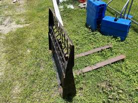 Pallet Forks - picture2' - Click to enlarge