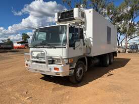 2000 Hino Ranger Cab Chassis - picture1' - Click to enlarge