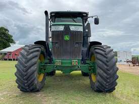 John Deere 7200R MFWD - picture2' - Click to enlarge