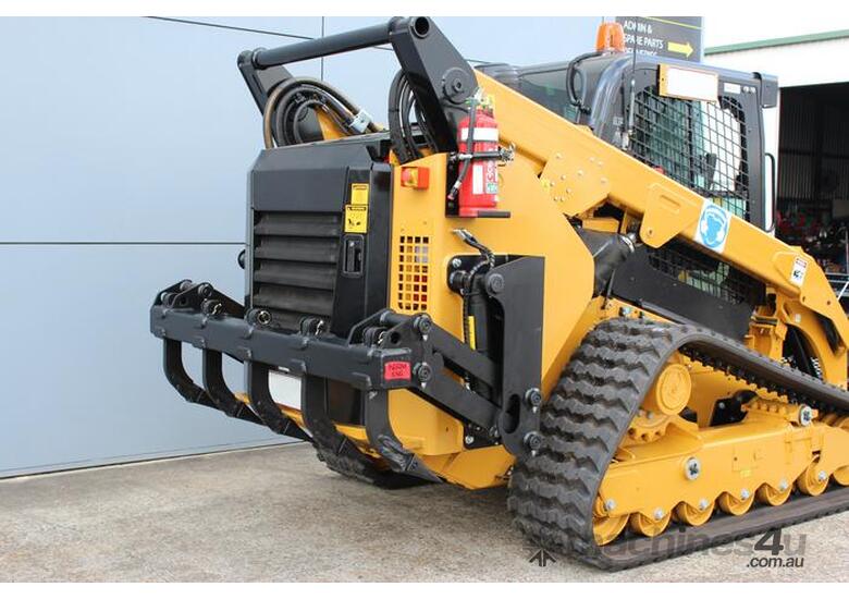 NORM ENGINEERING REAR RIPPER