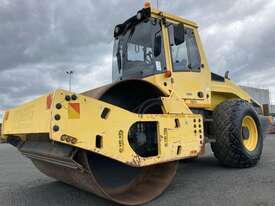 2011 Bomag BW211D-4 Articulated Smooth Drum Roller - picture1' - Click to enlarge