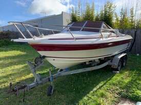 1997 Caribbean Fibreglass Boat & Trailer - picture0' - Click to enlarge