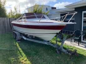 1997 Caribbean Fibreglass Boat & Trailer - picture0' - Click to enlarge