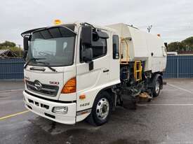 2017 Hino FG 500 Dual Control Road Sweeper - picture1' - Click to enlarge