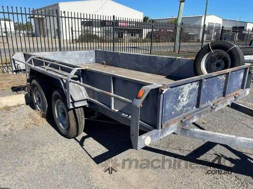 1982 Dual Axle Trailer 1982 1750x3660mm