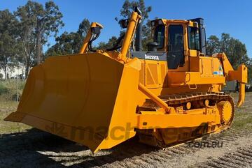 Un  Dressta TD25M Extra crawler dozer