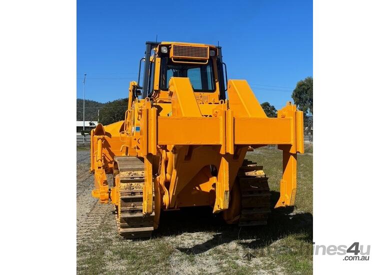 Unused Dressta TD25M Extra crawler dozer 
