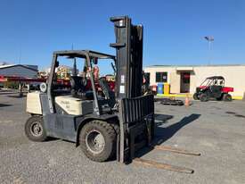 2003 Crown Forklift - picture0' - Click to enlarge