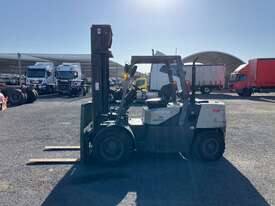 2003 Crown Forklift - picture2' - Click to enlarge