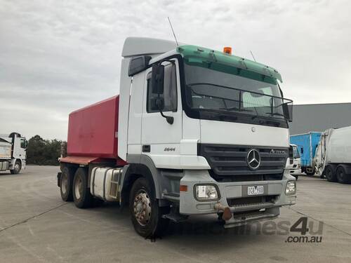 2005 Mercedes Benz Actros 2644 SK Water Cart