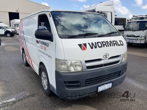 2006 Toyota Hiace  Petrol