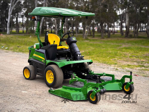 John Deere 1570 Front Deck Lawn Equipment