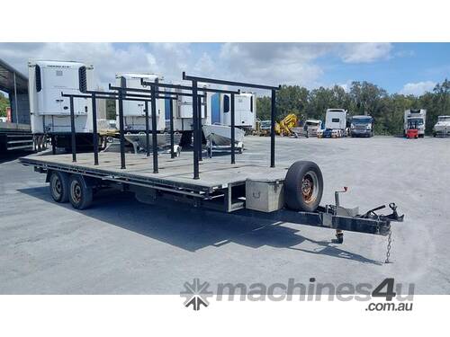 Trailers 2000 6.5X2.4M Deck