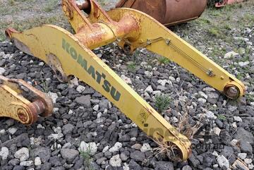 Komatsu WA470 Loader Arm with Link Bar