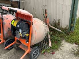 2021 Altrad Minimix 50 Concrete Mixer - picture2' - Click to enlarge