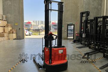 EP Lithium Electric 1.2T Pallet Stacker ESA121-D