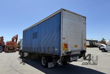 2013 Mitsubishi Fuso FM 600 Curtainsider