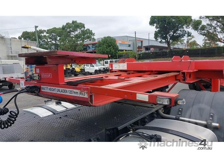 caption Krueger ST-3-38