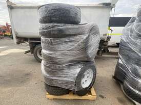 Pallet of Assorted Wheels and Tyres - picture0' - Click to enlarge