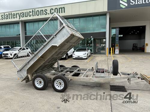 caption 2024 Stonegate Industries YQ106 Hydraulic Tipper Dual Axle