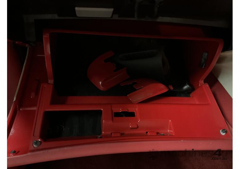 caption 2003 VY Holden Ute S V8 5.7L Manual