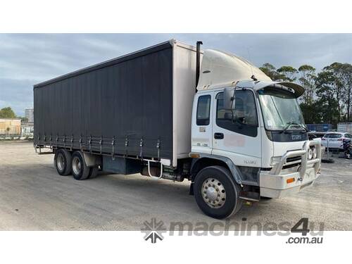 caption Isuzu FVD900T