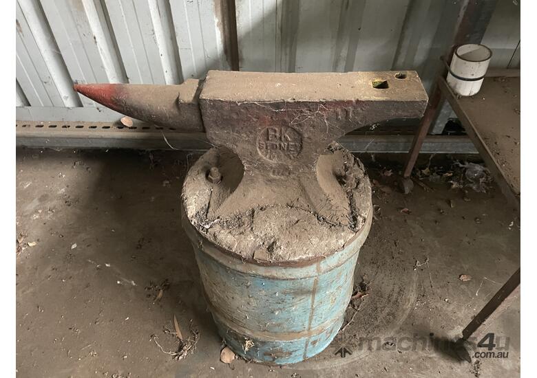 caption BK Stone Anvil