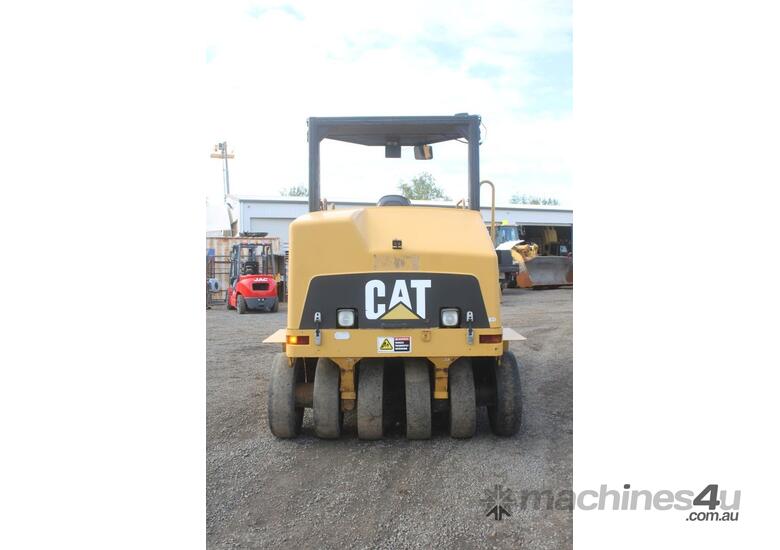 caption 2002 Caterpillar PS150B