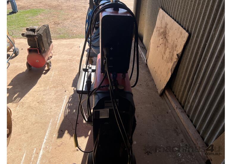 caption BOC Mig Welder