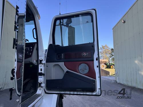 2016 Western Star 4864FX Constellation (6x4) Prime Mover