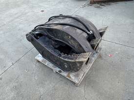 Impact Attachments Hydraulic Five Finger Grab Attachment - picture0' - Click to enlarge