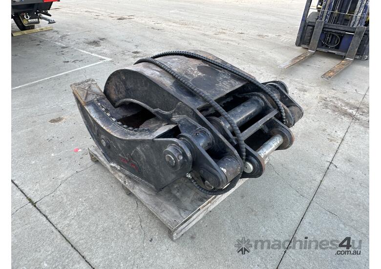 caption Impact Attachments Hydraulic Five Finger Grab Attachment