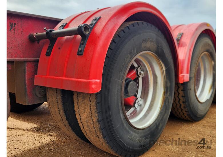 2001 Southern Cross Trailers Standard Tri Axle Refrigerated Rollback A Trailer
