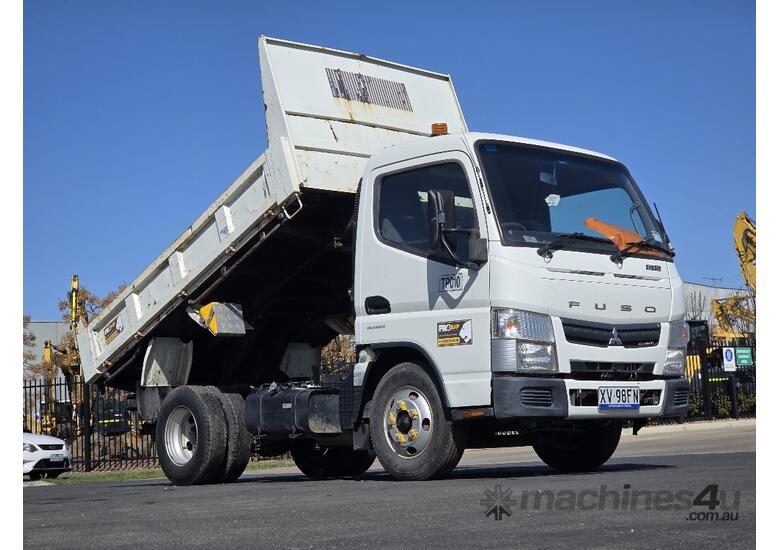 2019 FUSO CANTER 515 SWB TIPPER (TP010) WITH 6000KG GVM, AUTO, 35000 KLMS, CIVIL SPEC 