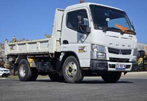 2019 FUSO CANTER 515 SWB TIPPER (TP010) WITH 6000KG GVM, AUTO, 35000 KLMS, CIVIL SPEC