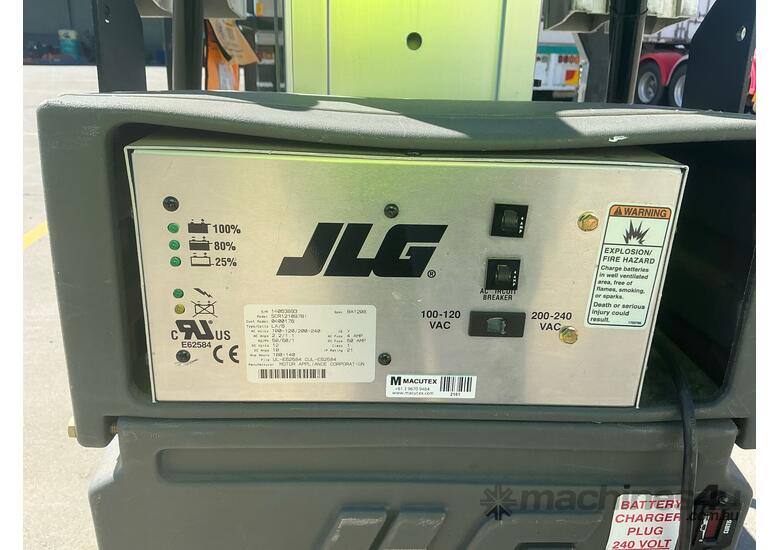 caption 2014 JLG 20AM Electric Manlift
